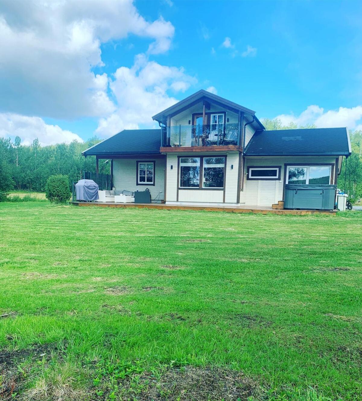 Cottage With Good Standard Next To Neiden River Bagian luar foto